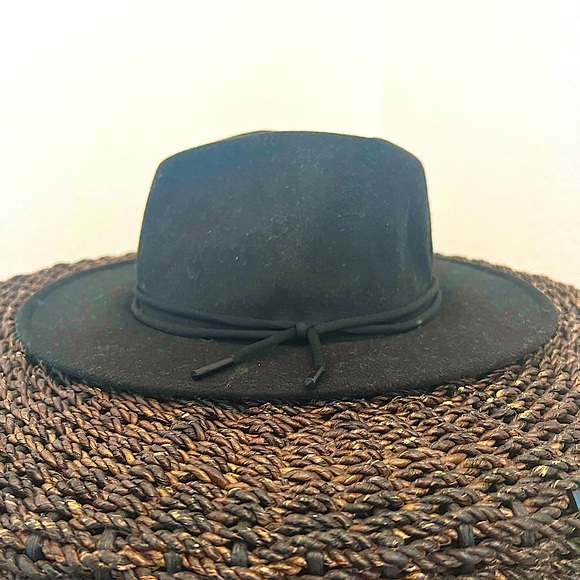 Classic Black Fedora Hat (Unisex) - Picture 2 of 4